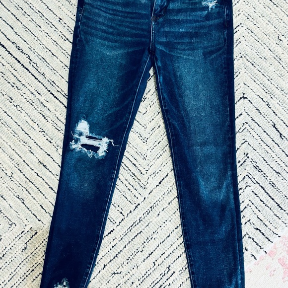 American Eagle AEO Hi-Rise “The Dream Jean” Jeggings, 4 Regular. EUC! - Picture 2 of 7